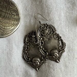 On hold 🌼 Victorian Nouveau Ornate Sterling Silver Cherub Dangle Earrings